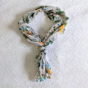 FREE IF BUNDLE - Scarf